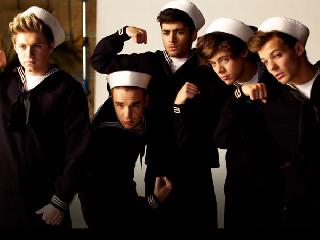 one direction - kiss you