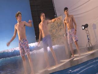 one direction - kiss you